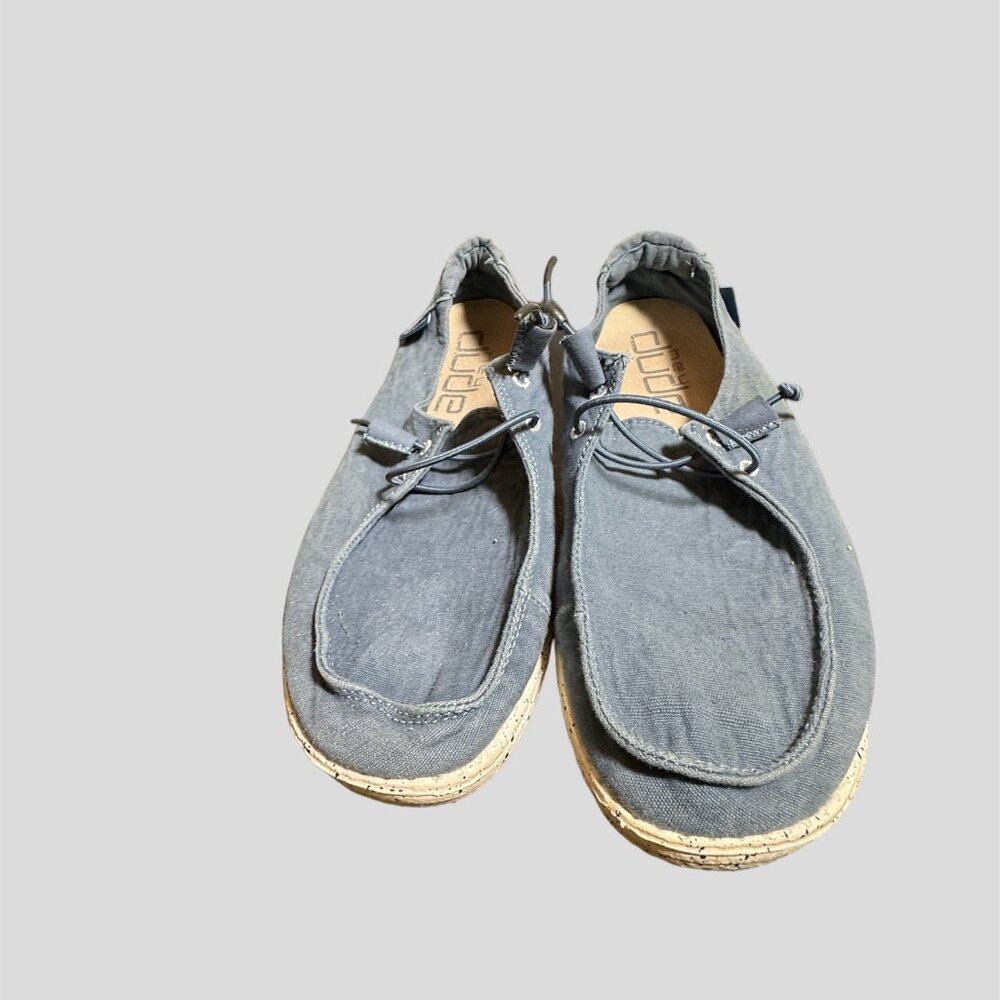 Hey Dude Wendy Womens 9 blue slipon loafer sneaker